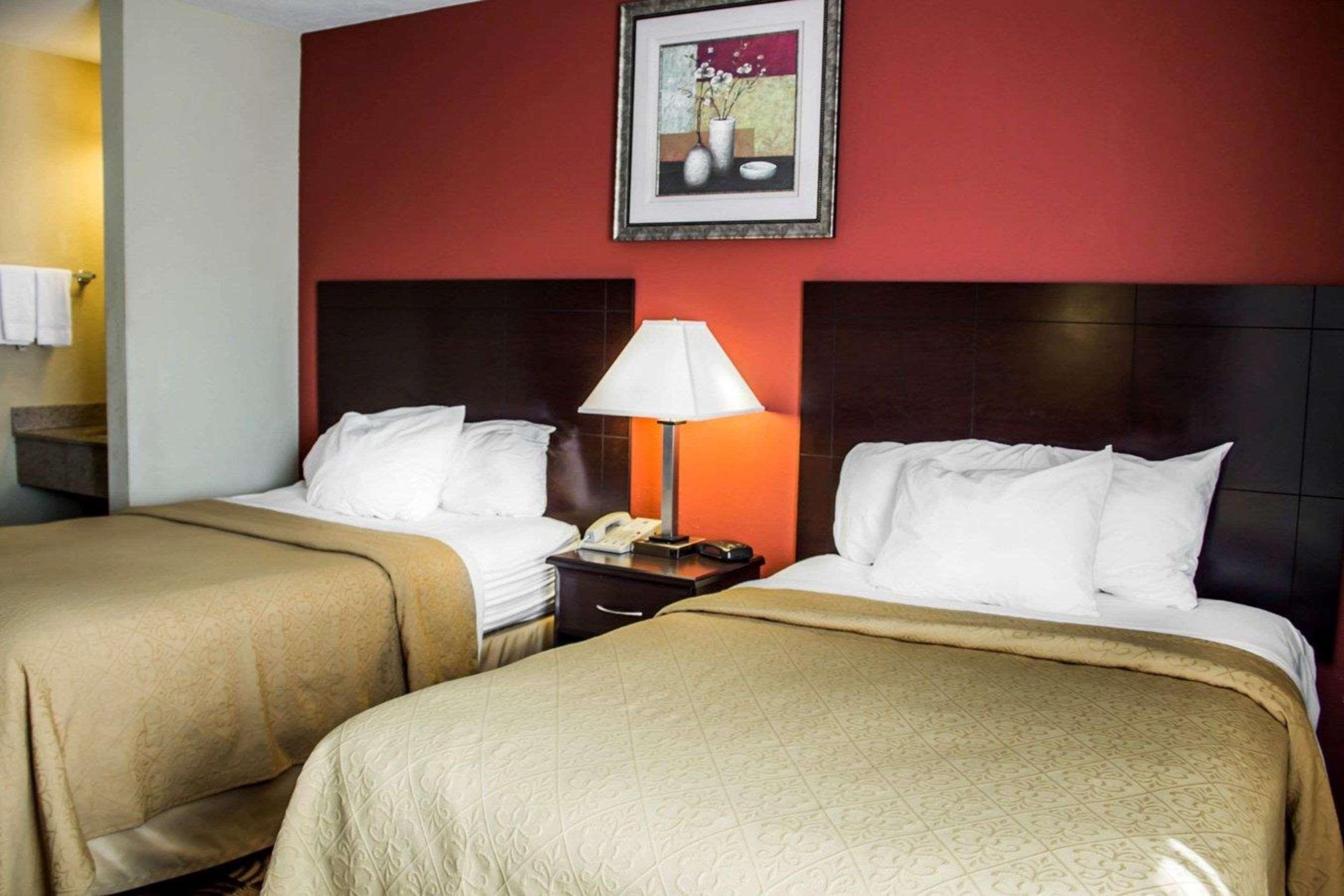 Quality Inn Brunswick Cleveland South Extérieur photo