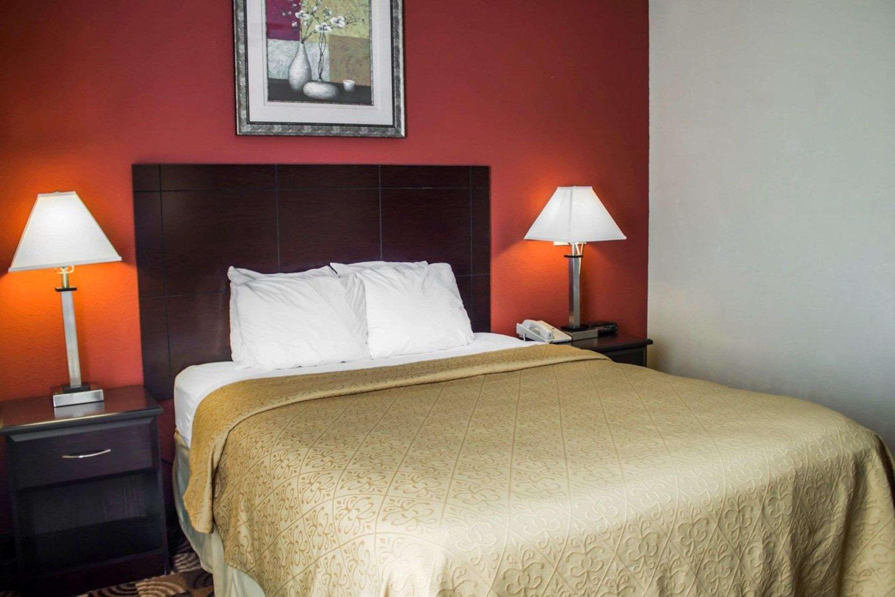 Quality Inn Brunswick Cleveland South Extérieur photo