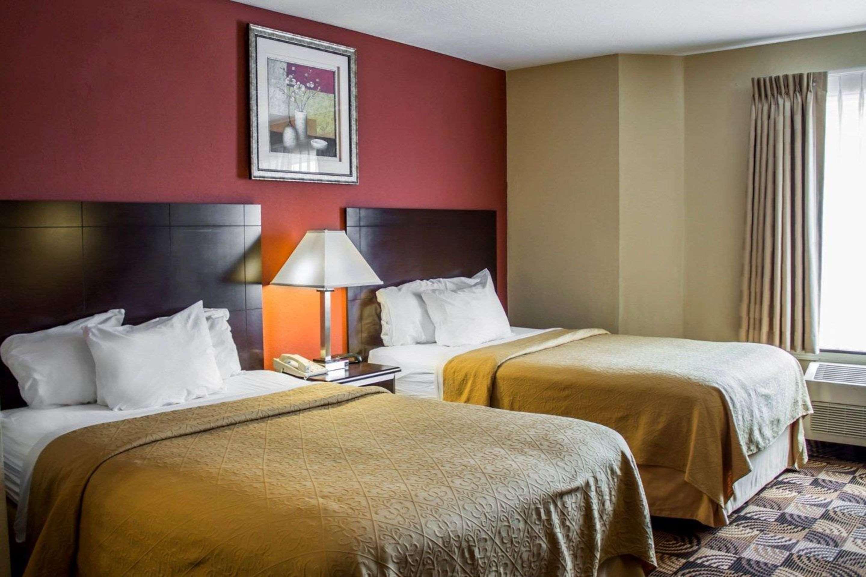 Quality Inn Brunswick Cleveland South Extérieur photo
