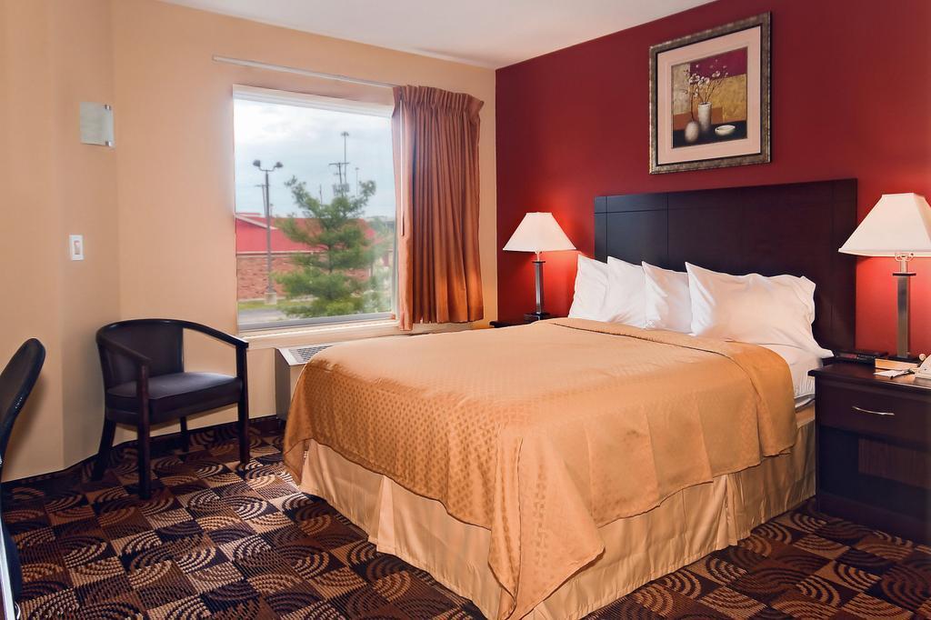 Quality Inn Brunswick Cleveland South Extérieur photo