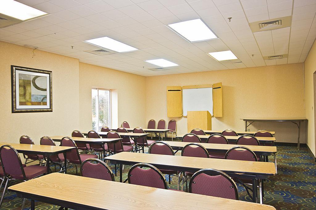 Quality Inn Brunswick Cleveland South Extérieur photo